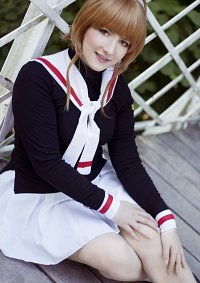 Cosplay-Cover: Sakura Kinomoto (CCS) Schuluniform