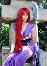 Cosplay-Cover: Erza Scarlet (Robe of Yuen)