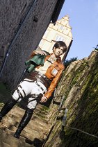 Cosplay-Cover: Eren Yeager - Scouting Legion