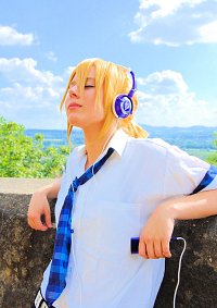 Cosplay-Cover: Len Kagamine [Schuluniform]