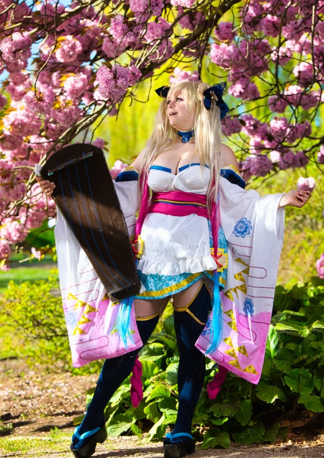 Cosplay-Cover: Sona [Spirit Blossom hanacue fanart]