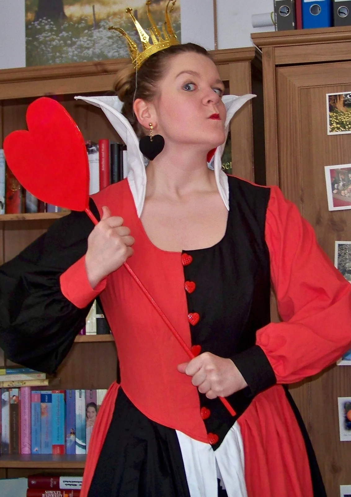 Cosplay-Cover: Herzkönigin