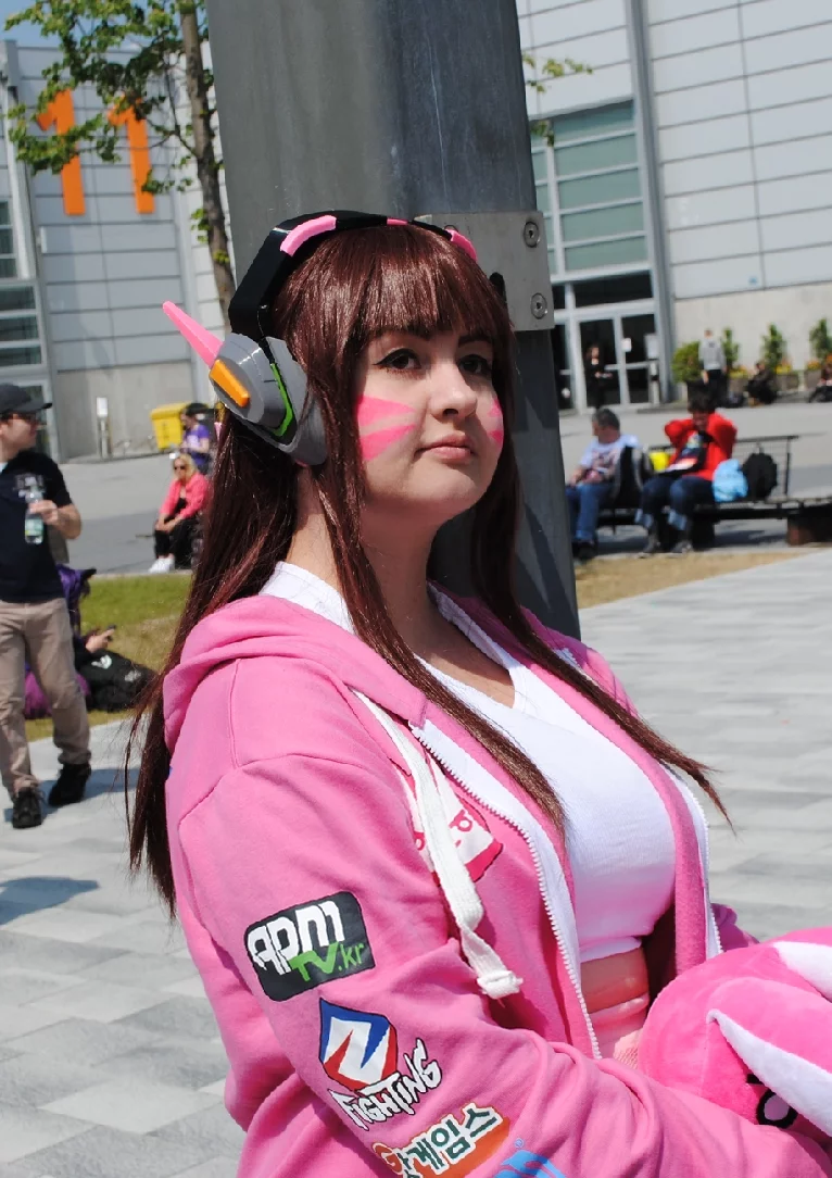 Cosplay-Cover: D.VA (Casual)