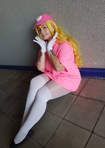 Cosplay-Cover: Prinzessin Peach