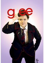 Cosplay-Cover: Kurt (Elizabeth) Hummel [Dalton Academy Warbler]