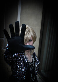 Cosplay-Cover: Ruki RED PV