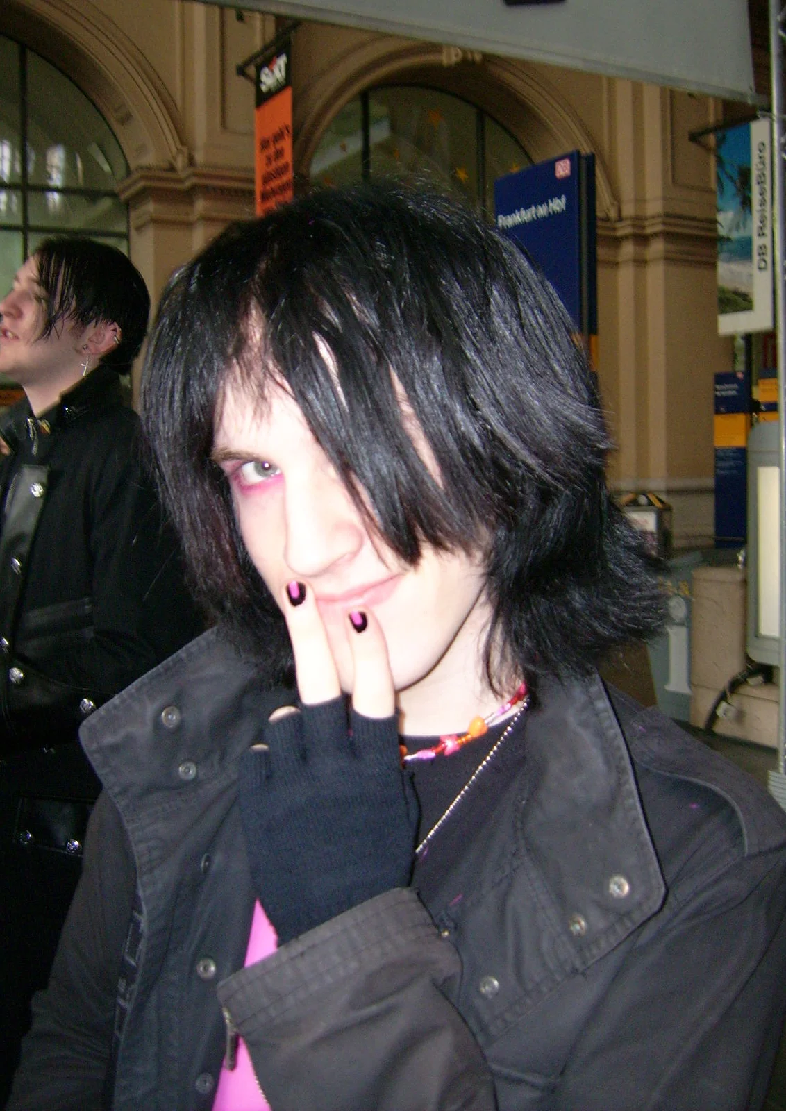 Cosplay-Cover: schwarz-pink