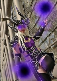 Cosplay-Cover: Syndra [Classic Skin]
