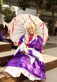 Cosplay-Cover: Yakumo Yukari