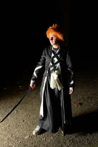 Cosplay-Cover: Ichigo Kurosaki (New Bankai)