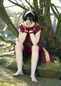 Cosplay-Cover: Toph Bei Fong [Fire Nation Outfit]
