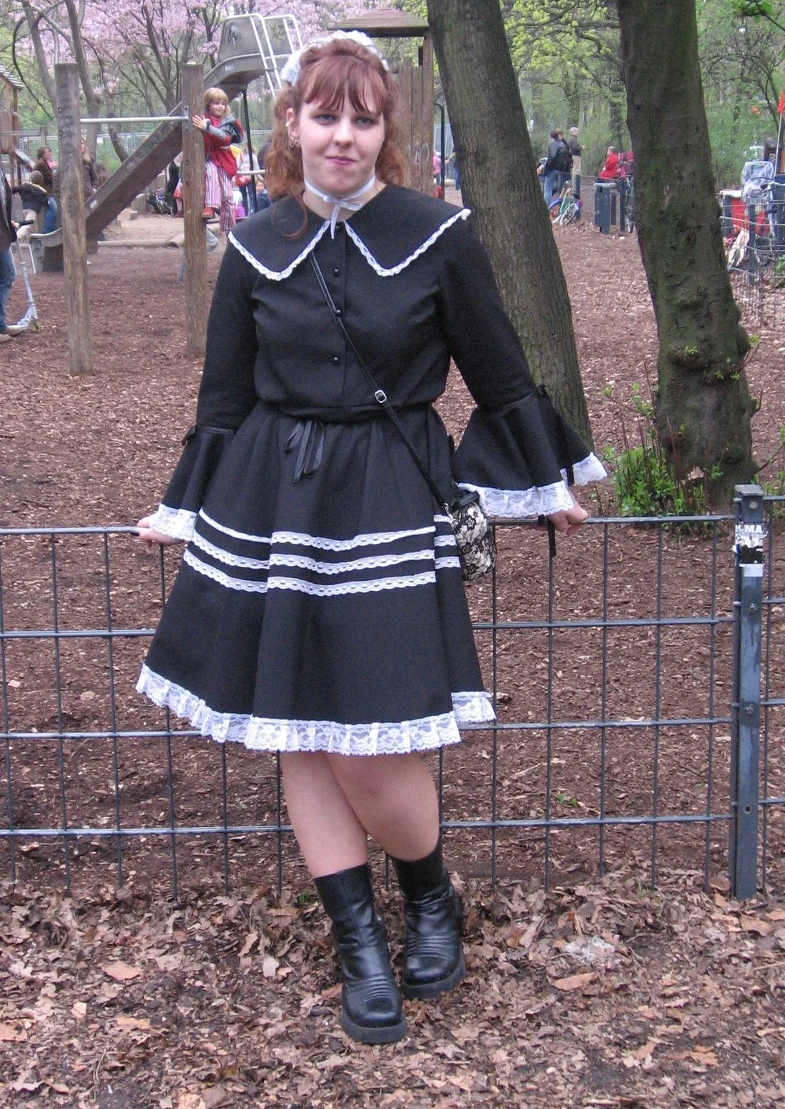 Cosplay-Cover: 2tes gerüschtes Replica