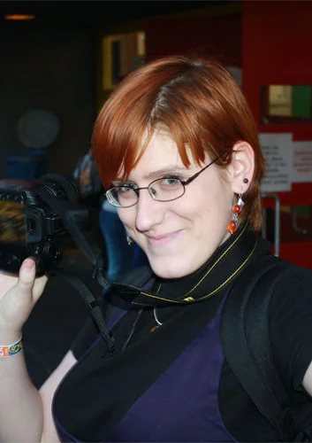 Cosplay-Cover: Nikon-Bitch