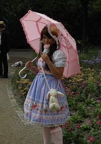 Cosplay-Cover: Bodyline - Alice in the Wonderland