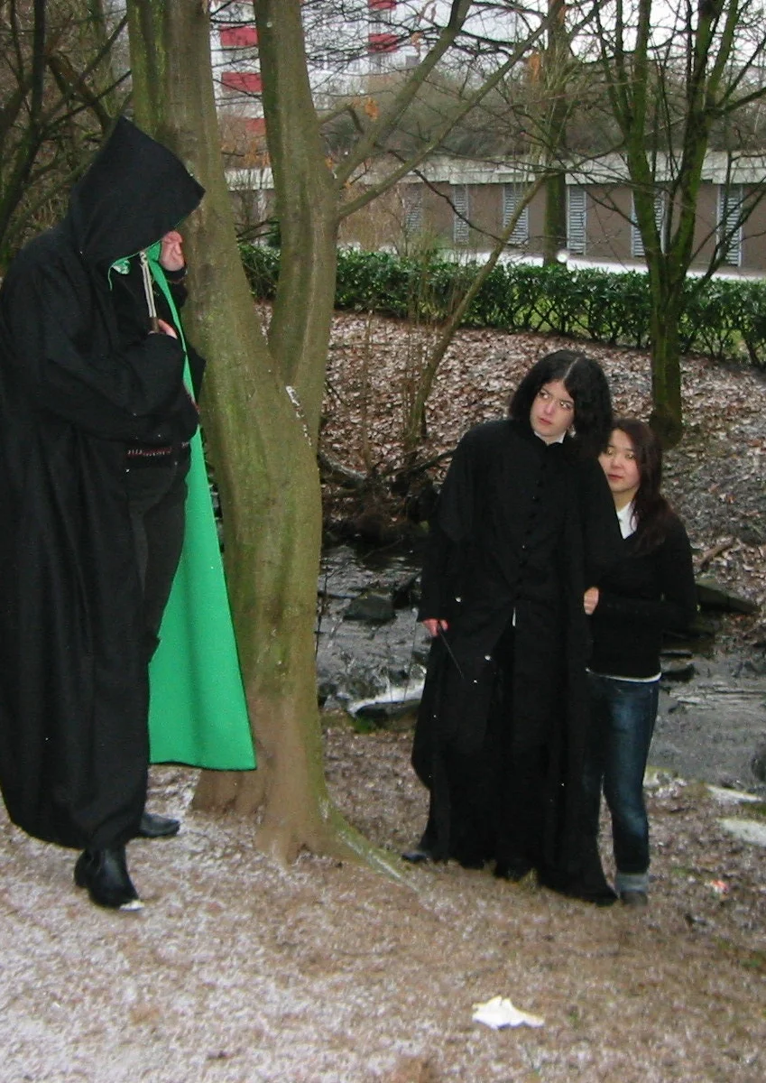 Cosplay-Cover: Slytherin-Schülerin