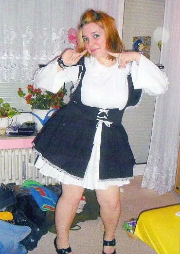 Cosplay-Cover: Maid (Hausmädchen)