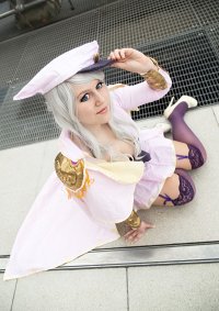 Cosplay-Cover: Ashe [Popstar]